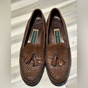 Cole Haan Basket Weave Style Brown leather Loafers Size 8 AA (narrow)